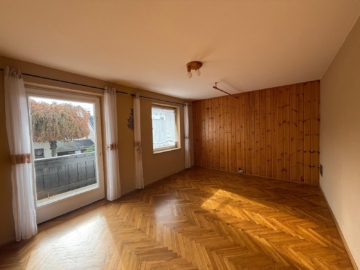 Innenansichten - Attraktive Wohnimmobilie – kleine Teichanlage im Garten – Loggia – unterkellert – ca. 133 m² Wohnfläche