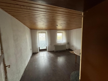 Innenansichten - Renovierungsbedürftige Doppelhaushälfte – 75 m² Wohnfläche – 3 Zimmer – nahe des Amazon Logistikzentrums