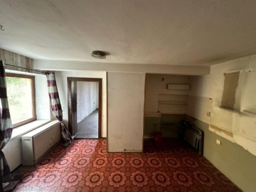 Innenansichten - Renovierungsbedürftige Doppelhaushälfte – 75 m² Wohnfläche – 3 Zimmer – nahe des Amazon Logistikzentrums