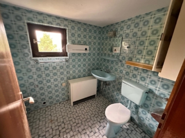 Innenansichten - Renovierungsbedürftige Doppelhaushälfte – 75 m² Wohnfläche – 3 Zimmer – nahe des Amazon Logistikzentrums